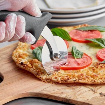 CORTA PIZZA CON MANGO ERGONÓMICO - 10 CM