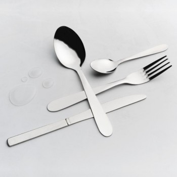 TENEDOR DE MESA ACERO INOXIDABLE 18% - 20 CM